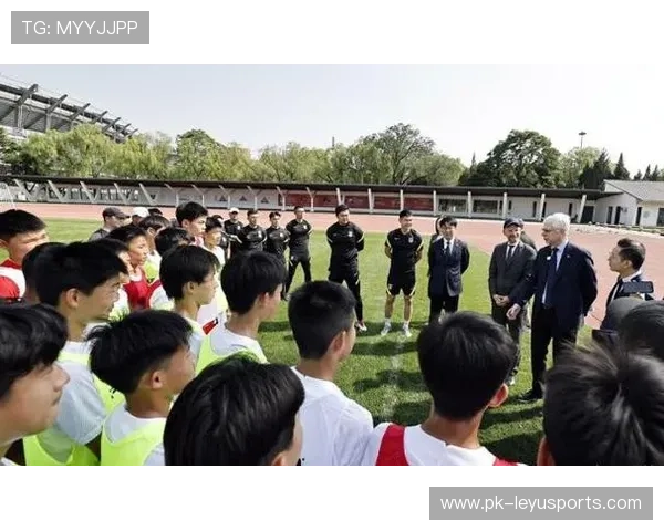 足球学院完善青训球员年龄段训练与成长指标体系,足球青训年龄要求